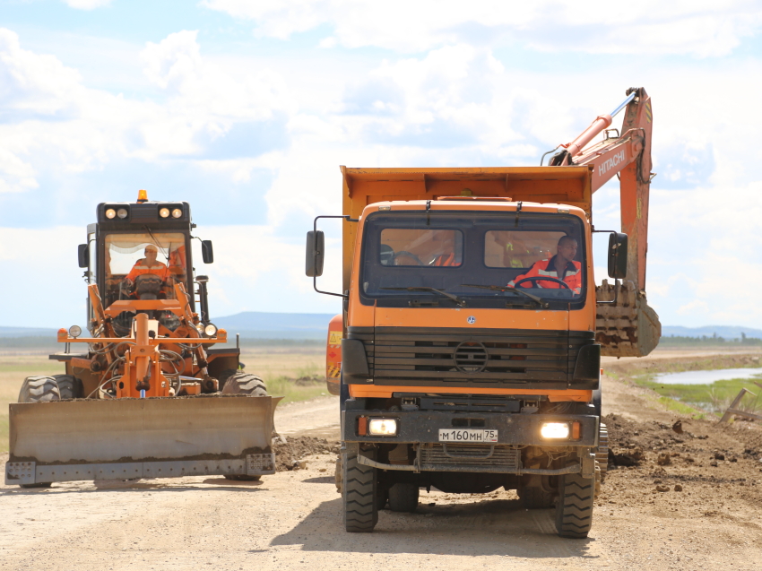 Дорожные службы запустили движение к четырем отрезанным селам в Нерчинском районе Забайкалья 